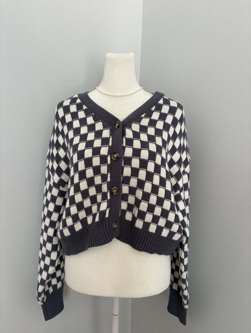 Sincerely Jule NWT Blue Grey And White Checkerbiard Kinit Cardigan L - Picture 3 of 11